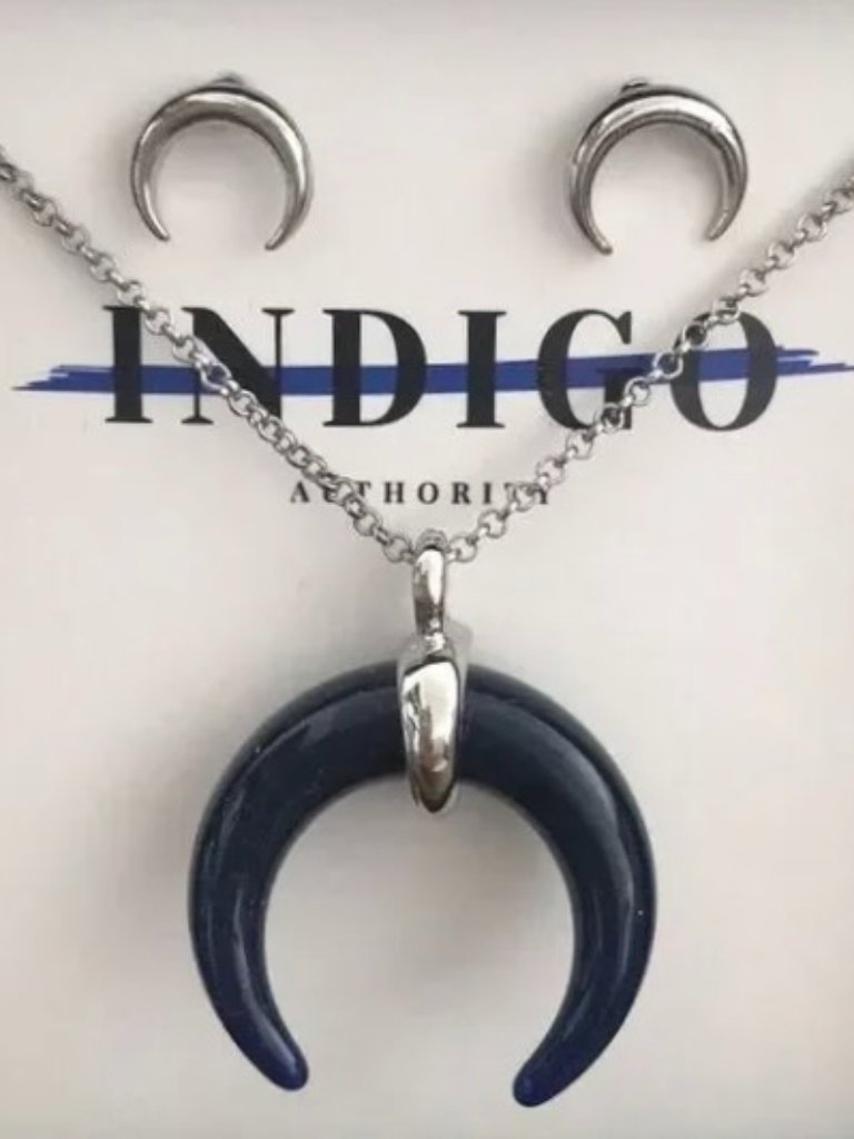Crescent Horn - Long Necklace & Earring Set - New!